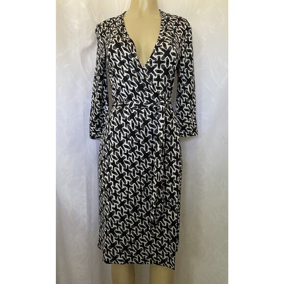 DVF Diane von Furstenberg Vintage Julian Wrap Dress Algebra Geo 3/4 Slee… - Picture 2 of 7